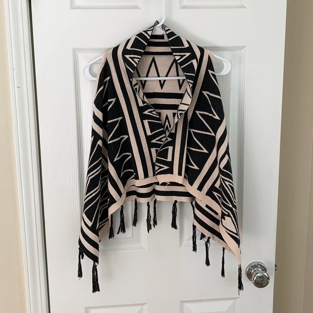 Girls reversible shawl by Modernechild | Girls 8